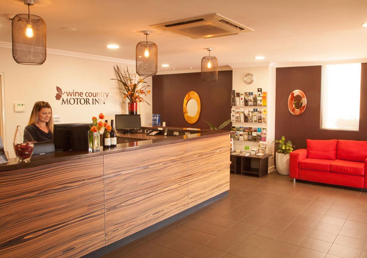 ססנוק Wine Country Motor Inn מראה חיצוני תמונה