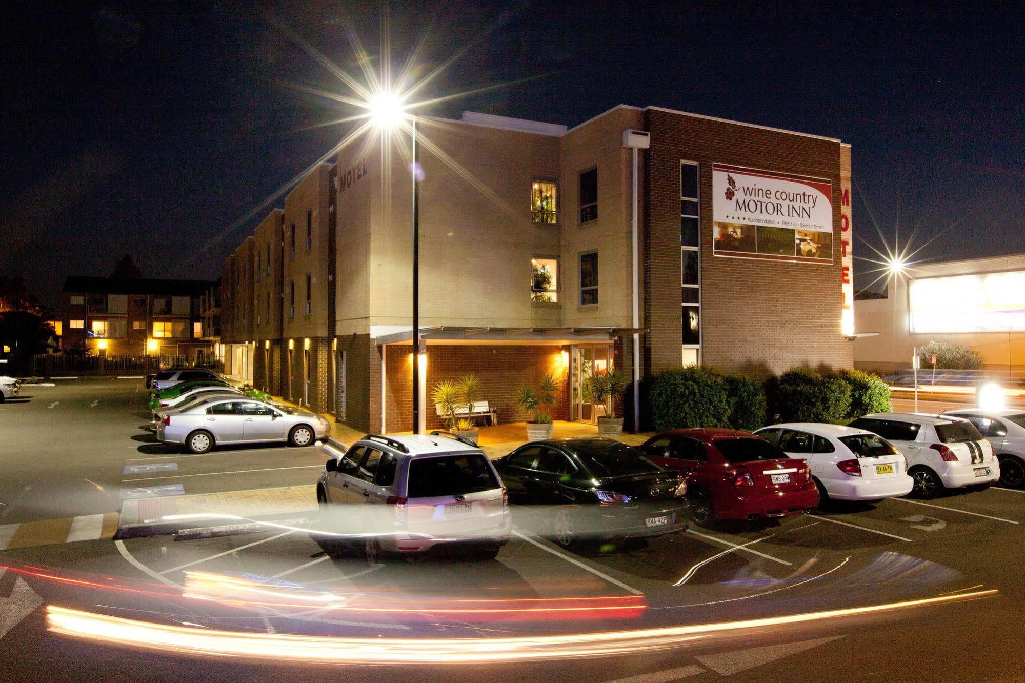 ססנוק Wine Country Motor Inn מראה חיצוני תמונה