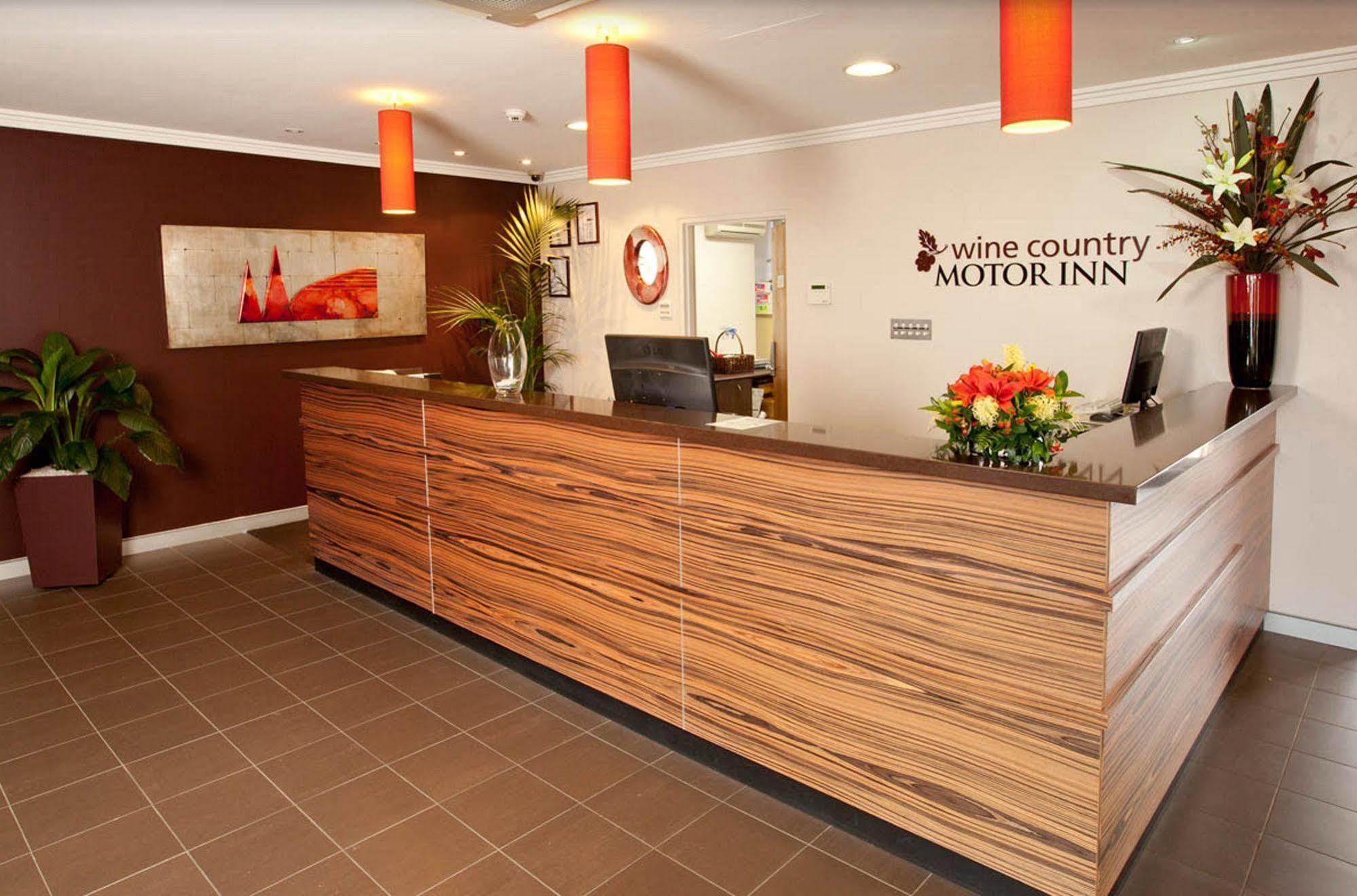ססנוק Wine Country Motor Inn מראה חיצוני תמונה