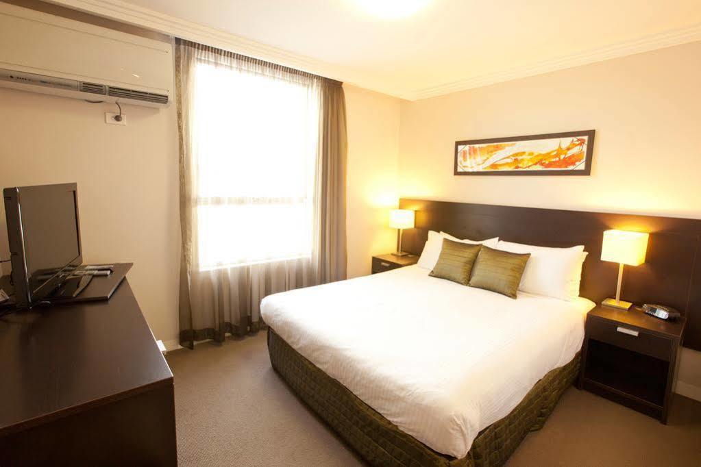 ססנוק Wine Country Motor Inn מראה חיצוני תמונה